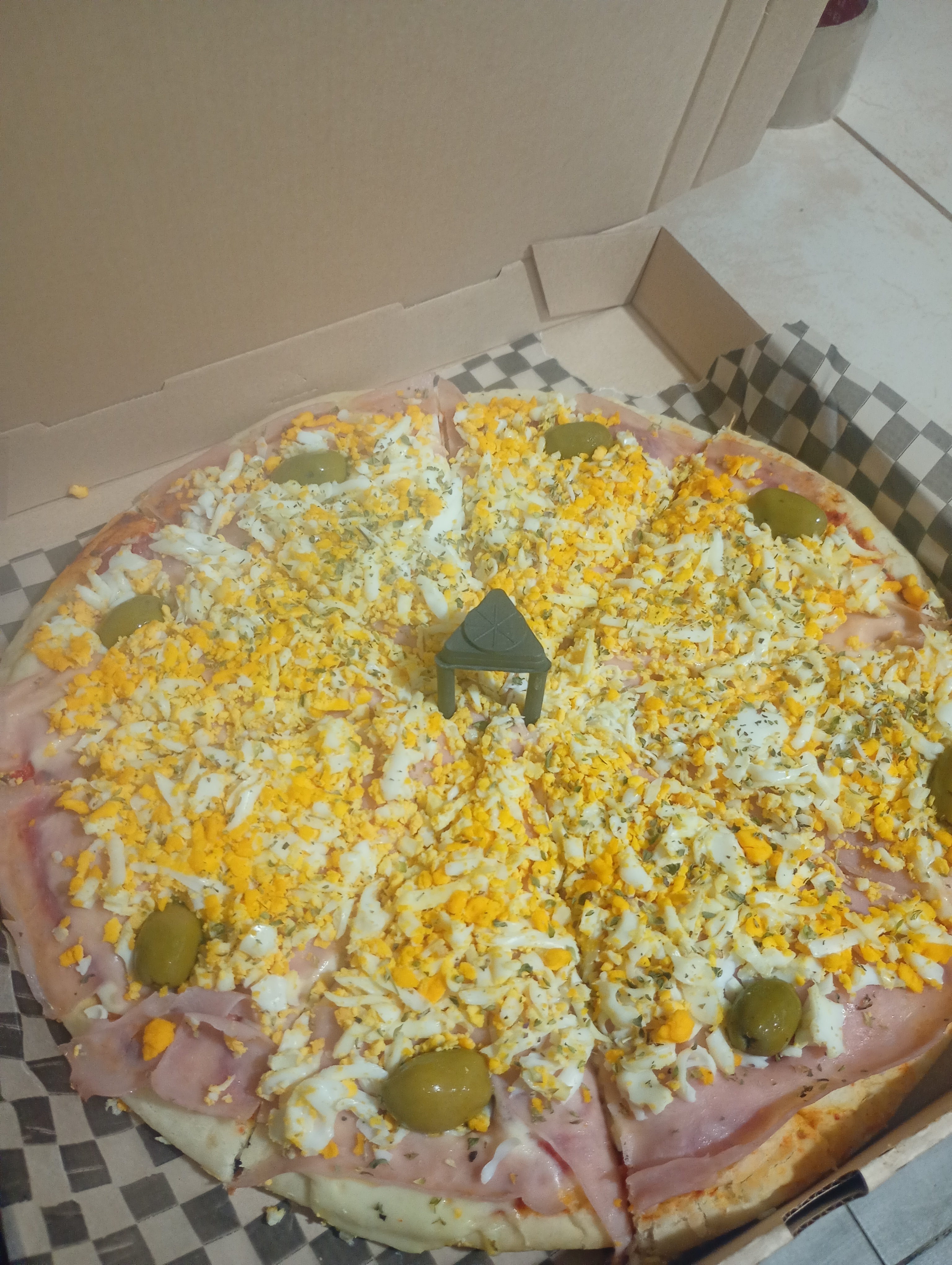 Muzzarella Jamón y huevo